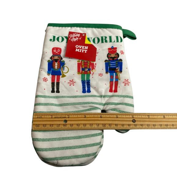 Holiday Style Christmas Nutcracker Spoon Rest and 2 Pot Holders NWT Home Decor - Picture 15 of 15